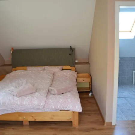 Vilagos Semesterbostad Balatonvilágos